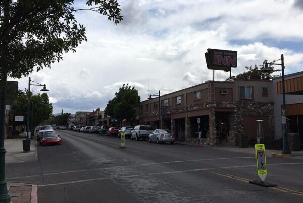 Is It Better to Stay in Sedona or Cottonwood